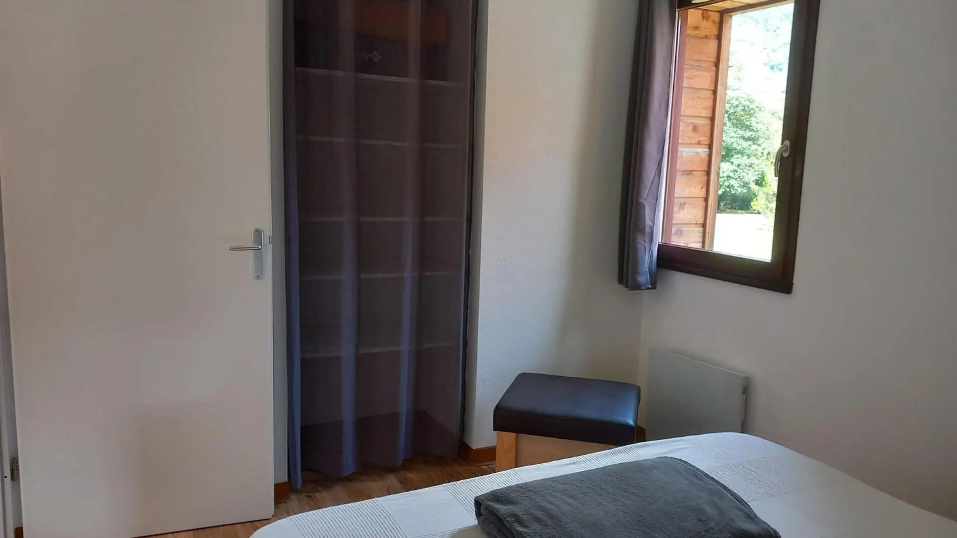 شقة T3 Raph & Gab'S 3 Etoiles Jardins De Ramel Wifi Lave Linge Bagnères-de-Luchon